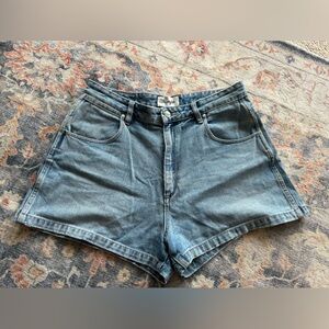 Wrangler Hi Bells shorts size 14